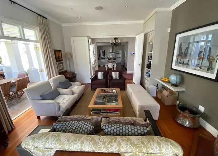 A Sunny Open-Plan Family Home, Cape Town