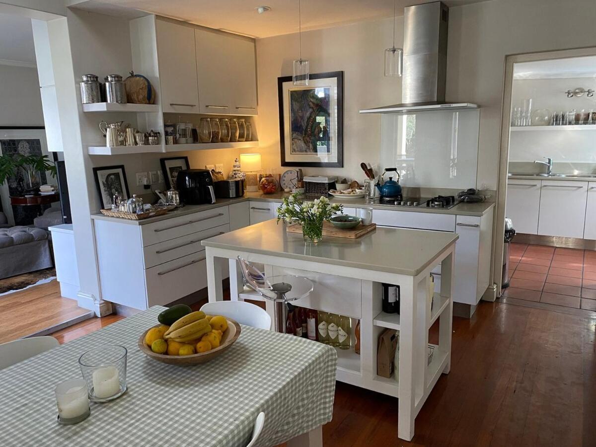 Holiday home A Sunny Open-plan Family Home,